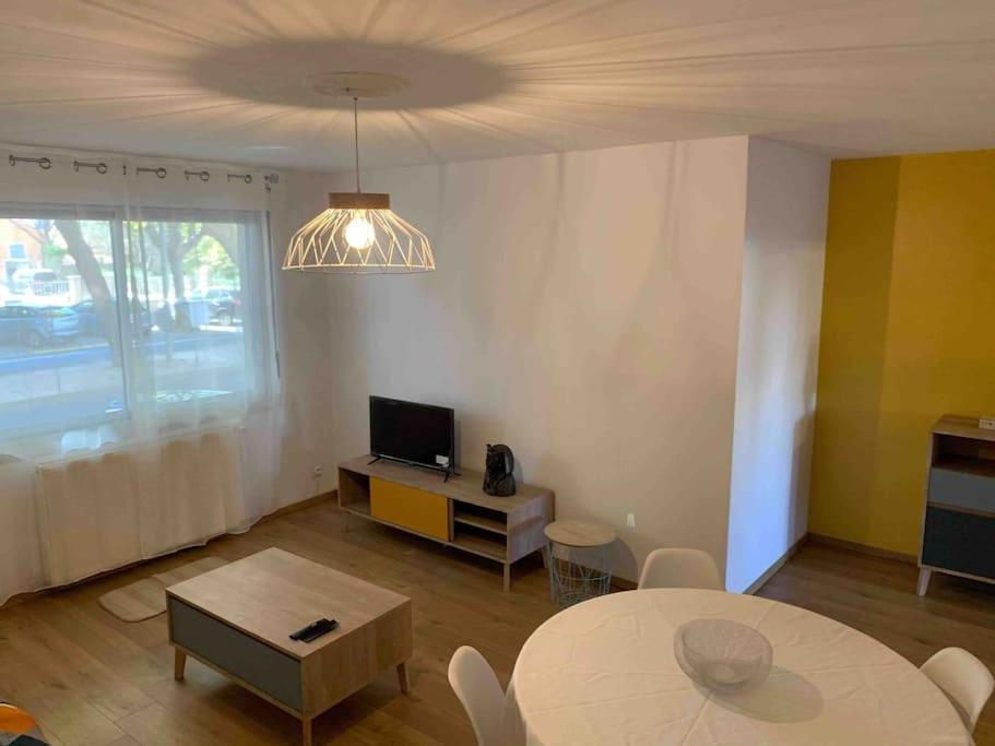 Appartement Le 17 ナルボンヌ エクステリア 写真